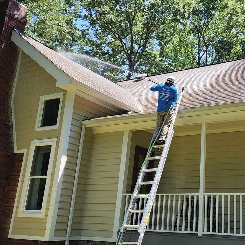 Roof cleaning company in Ballantyne