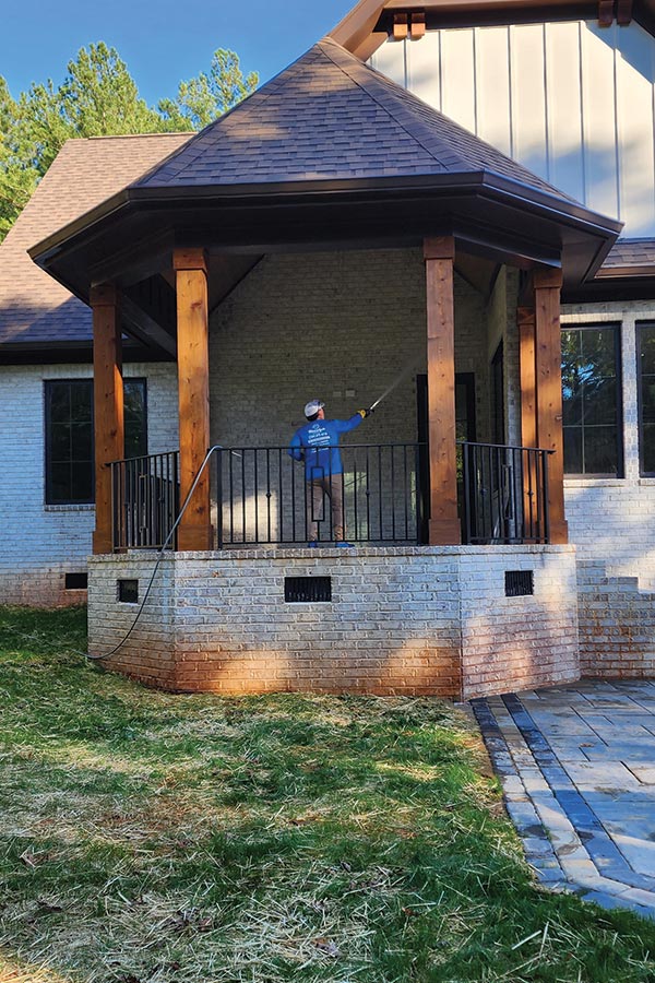 professional house washing company in Charlotte area Bluewhale Powerwash