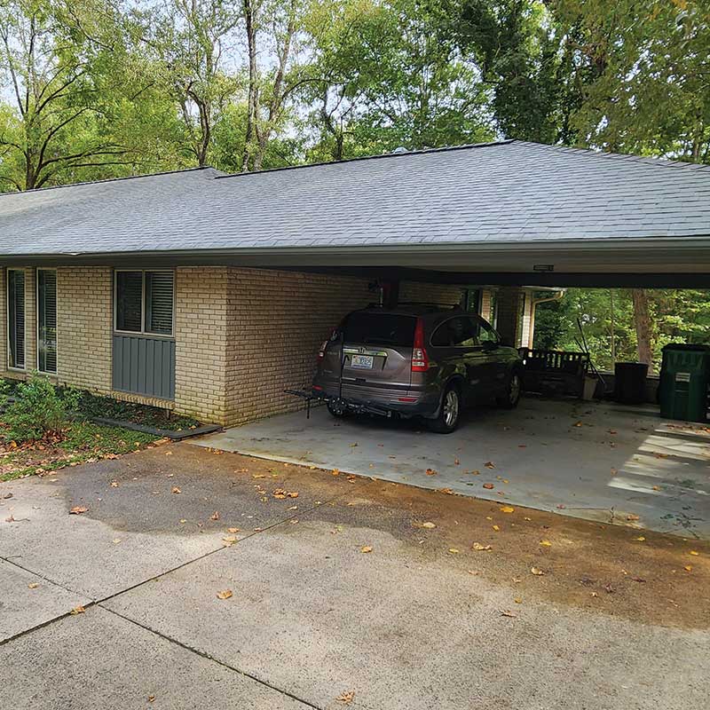 professional roof cleaning service results